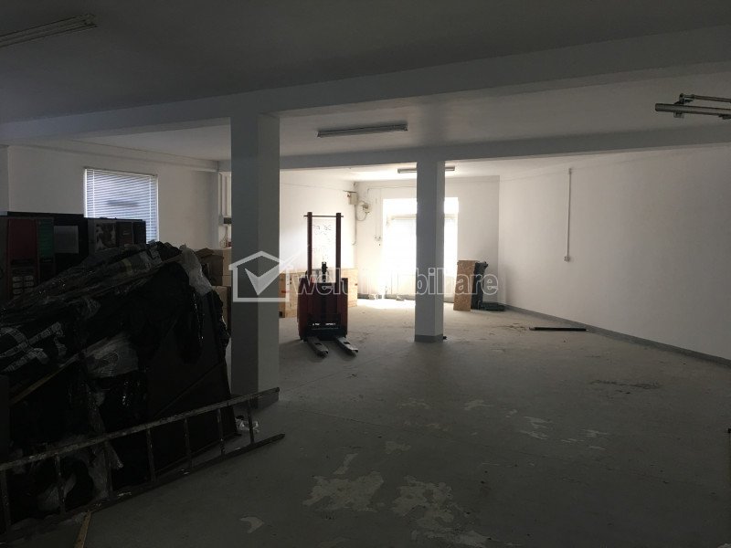 Commercial space for rent in Floresti