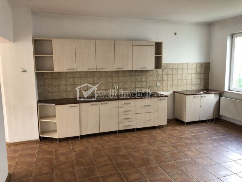 House 7 rooms for rent in Cluj-napoca, zone Andrei Muresanu