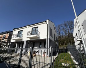 Duplex la liziera padurii, str Oasului zona Panemar