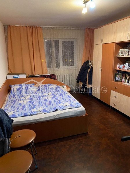 Vanzare apartament 2 camere, decomandat, Marasti, Teleorman