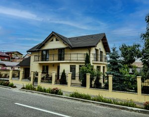 Maison 5 chambres à vendre dans Cluj-napoca, zone Dambul Rotund