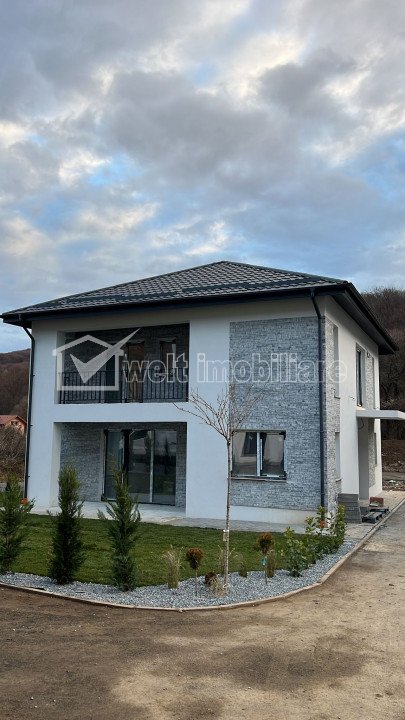 Maison 4 chambres à vendre dans Cluj-napoca, zone Manastur