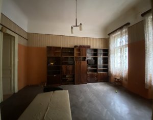 House 4 rooms for sale in Cluj-napoca, zone Centru