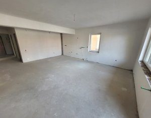 Apartment 5 rooms for sale in Cluj-napoca, zone Buna Ziua