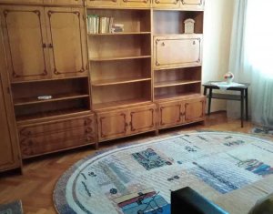 Apartament cu 2 camere, decomandat, strada Peana