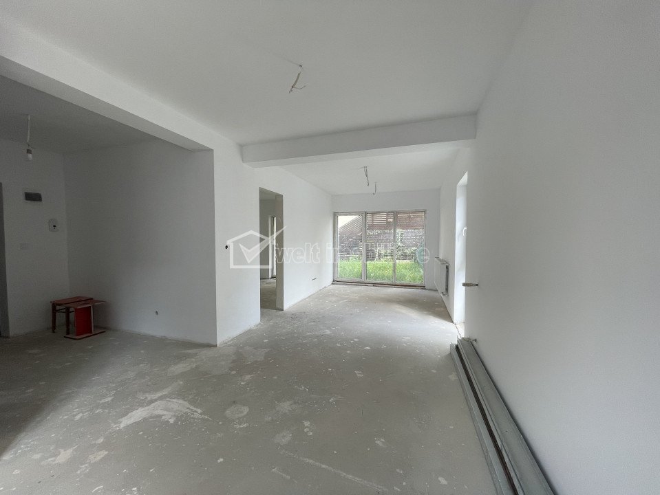 Apartment 2 rooms for sale in Floresti, zone Centru