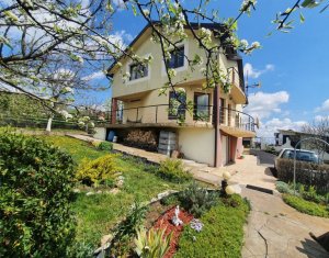 Maison 5 chambres à vendre dans Cluj-napoca, zone Dambul Rotund