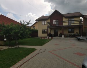 Ház 7 szobák eladó on Campenesti, Zóna Centru