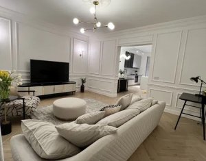 Maison 4 chambres à vendre dans Cluj-napoca, zone Andrei Muresanu