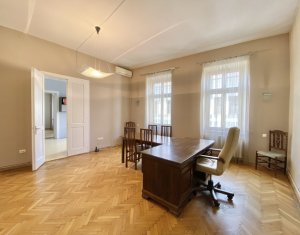 Apartment 12 rooms for rent in Cluj-napoca, zone Centru