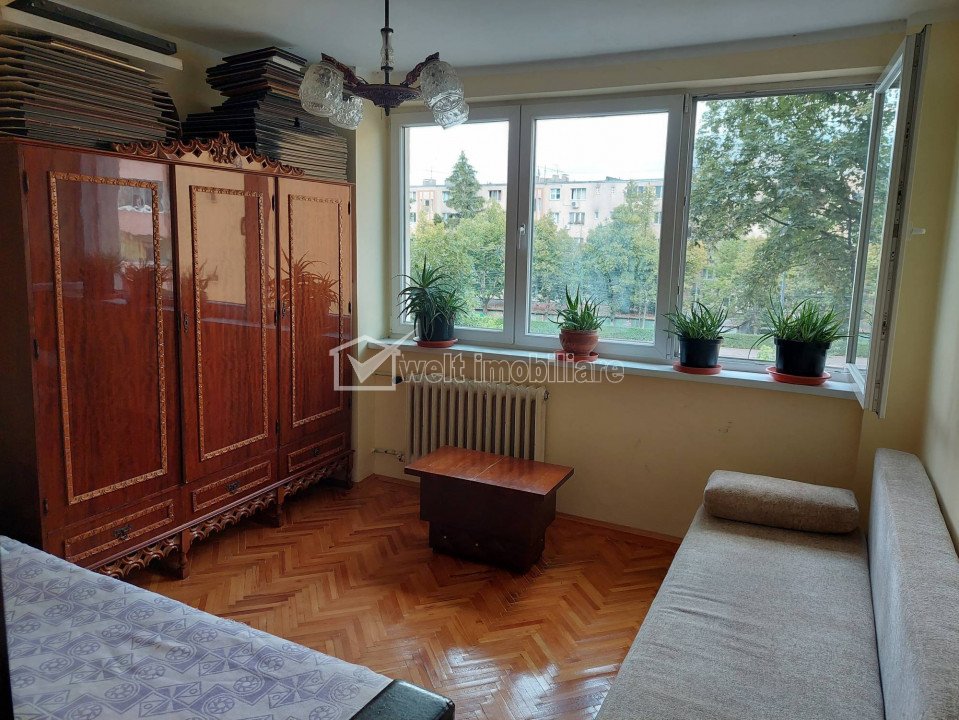Apartament 2 camere, etajul 2, cartierul Grigorescu, scoala Vlahuta