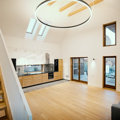Casa ecologica, 4 camere, stil minimalist, teren 1000 mp, Salicea