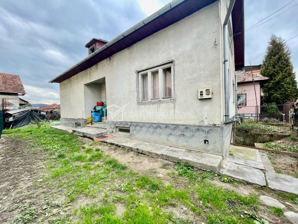 House 2 rooms for sale in Floresti