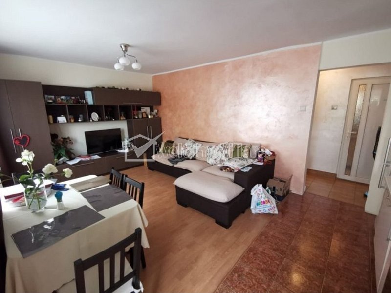 Apartament cu 3 camere, in cartierul Manastur, zona La Terenuri