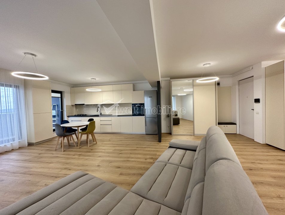 Apartament 2 camere, confort lux, balcon 20 mp, garaj, complex Wings