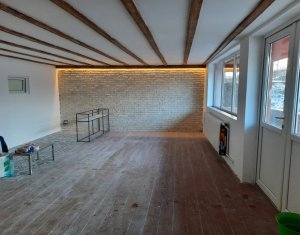 Üzlethelyiség eladó on Apahida