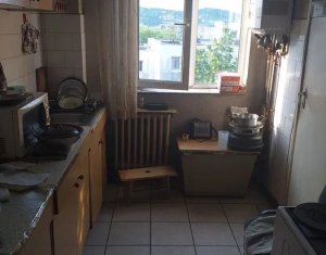 Apartament 3 camere, etaj intermediar, Manastur