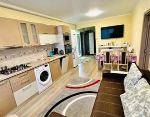 Apartment 3 rooms for sale in Baciu, zone Centru