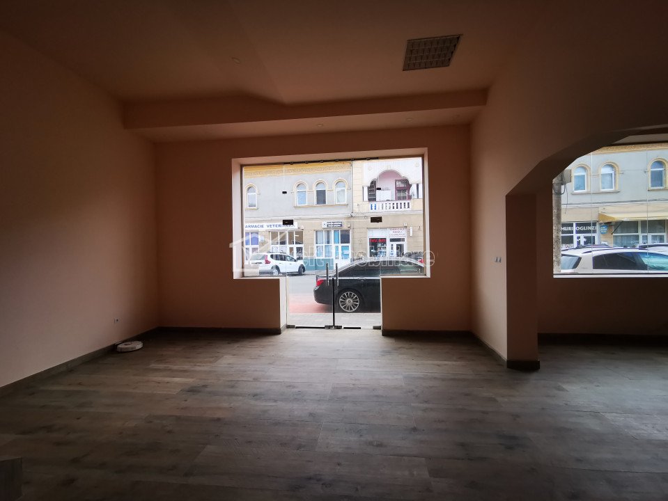 De inchiriat  spatiu comercial si/sau birouri in Turda, zona Centrala 