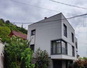 Maison 3 chambres à vendre dans Cluj-napoca, zone Grigorescu