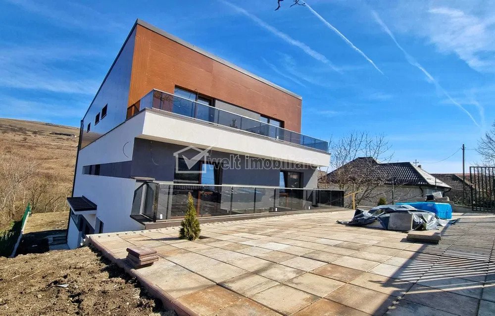 Maison 6 chambres à vendre dans Cluj-napoca, zone Iris