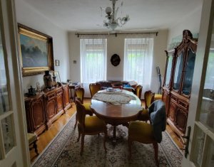 Maison 5 chambres à vendre dans Cluj-napoca, zone Marasti