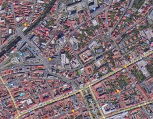 Centru, imobil interbelic, D+P+M, polivalent - 5 apartamente 