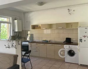 Appartement 3 chambres à vendre dans Cluj-napoca, zone Manastur