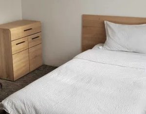 Appartement 3 chambres à louer dans Cluj-napoca, zone Zorilor