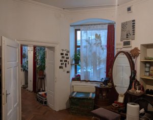 Apartament cu 2 camere in Centru Cluj Napoca cu parcare si pivnita