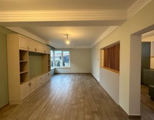 Maison 6 chambres à vendre dans Cluj-napoca, zone Borhanci