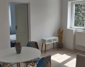 Apartment 4 rooms for sale in Cluj-napoca, zone Manastur