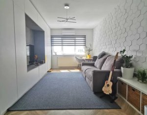 Apartament 3 camere , finisat si utilat modern+parcare