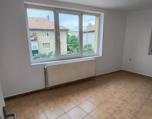 Bureau à louer dans Cluj-napoca, zone Gara