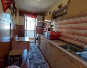 Apartament 3 camere de vanzare in Manastur, Cluj Napoca