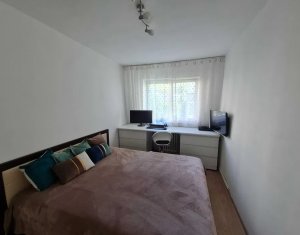 Apartament cu 2 camere decomandat in cartierul Manasur!