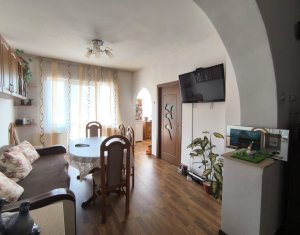 Casa 9 camere Gherla, strada linistita, pretabila pentru investitie - pensiune 