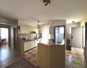 Apartment 4 rooms for rent in Cluj-napoca, zone Centru