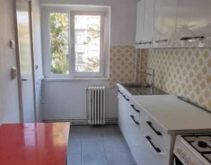 Apartament decomandat 4 camere, BIG Manastur, etaj 2 din 4, curat, liber, clasic