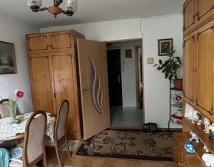 Appartement 3 chambres à vendre dans Cluj-napoca, zone Plopilor