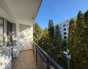 Appartement 4 chambres à vendre dans Cluj-napoca, zone Manastur