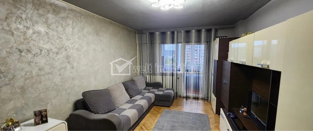 Apartament 3 camere, decomandat, etaj 4, Manastur, zona Ion Mester