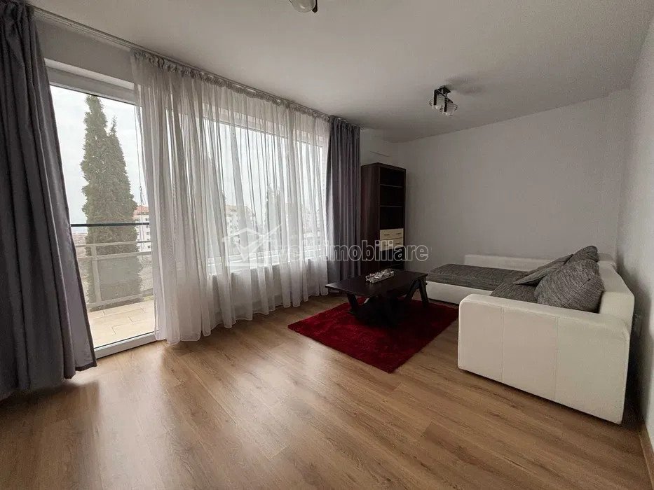 Apartament spatios – Zona Oaza