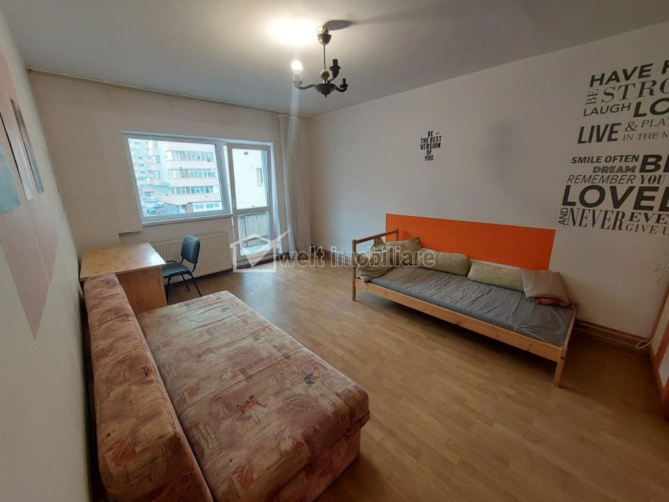 Apartament 4 Camere – Zona Big, Oportunitate de Excepție