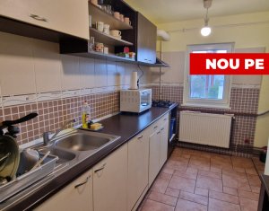 Appartement 3 chambres à vendre dans Cluj-napoca, zone Manastur