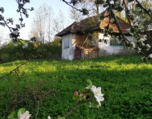 Casa veche cu teren intravilan la 18km de Cluj-N in Comsesti(com.Tureni)