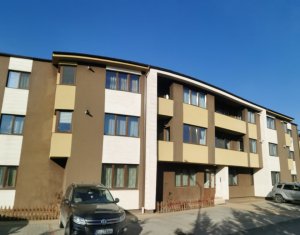 Lakás 3 szobák eladó on Floresti