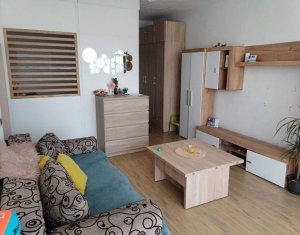 Lakás 2 szobák eladó on Floresti