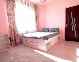 Apartament 3 camere în Florești zonă centrală