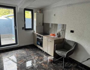 Apartament de inchiriat cu 3 camere, bloc nou, Zona Manastur